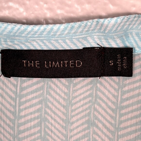 The Limited Sz S Sheer Blouse 3/4 Balloon Sleeve Pale Blue Striped Buttons - Picture 6 of 12